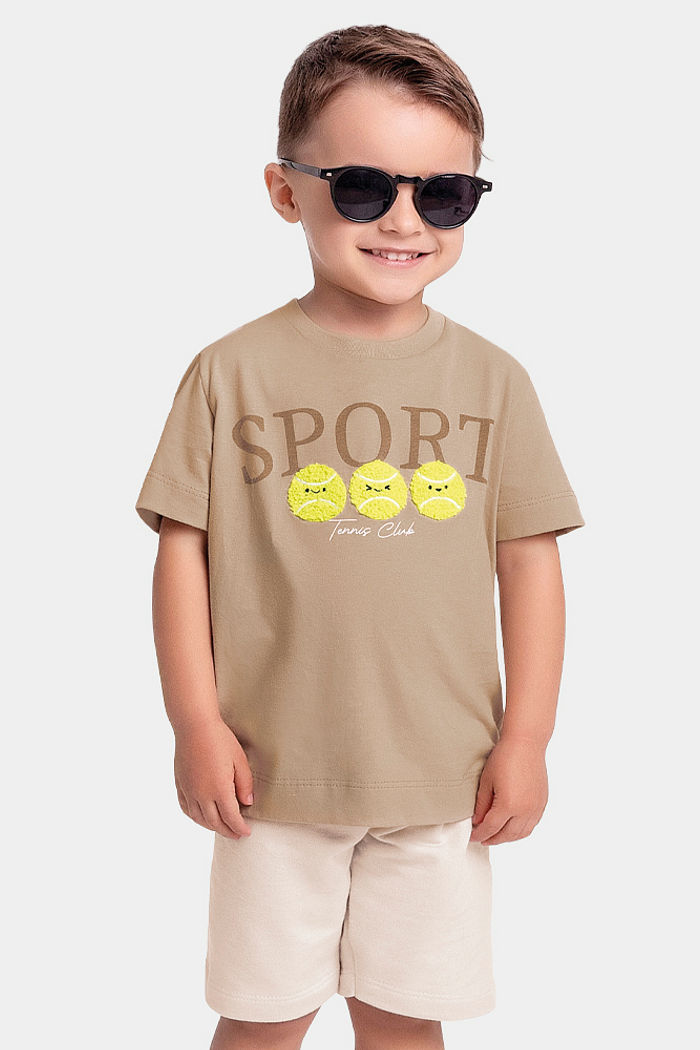 Conjunto camiseta esporte com bordado em chenille e bermuda em moletinho