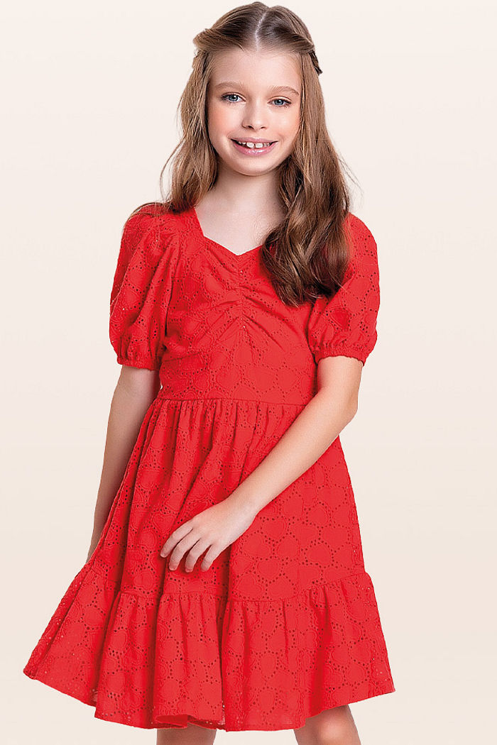 Vestido em laise coração