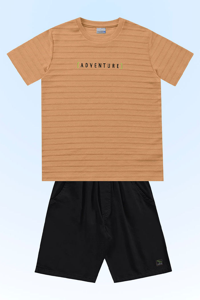 Conjunto camiseta em meia malha listras com textura em moletom e bermuda em sarja queen