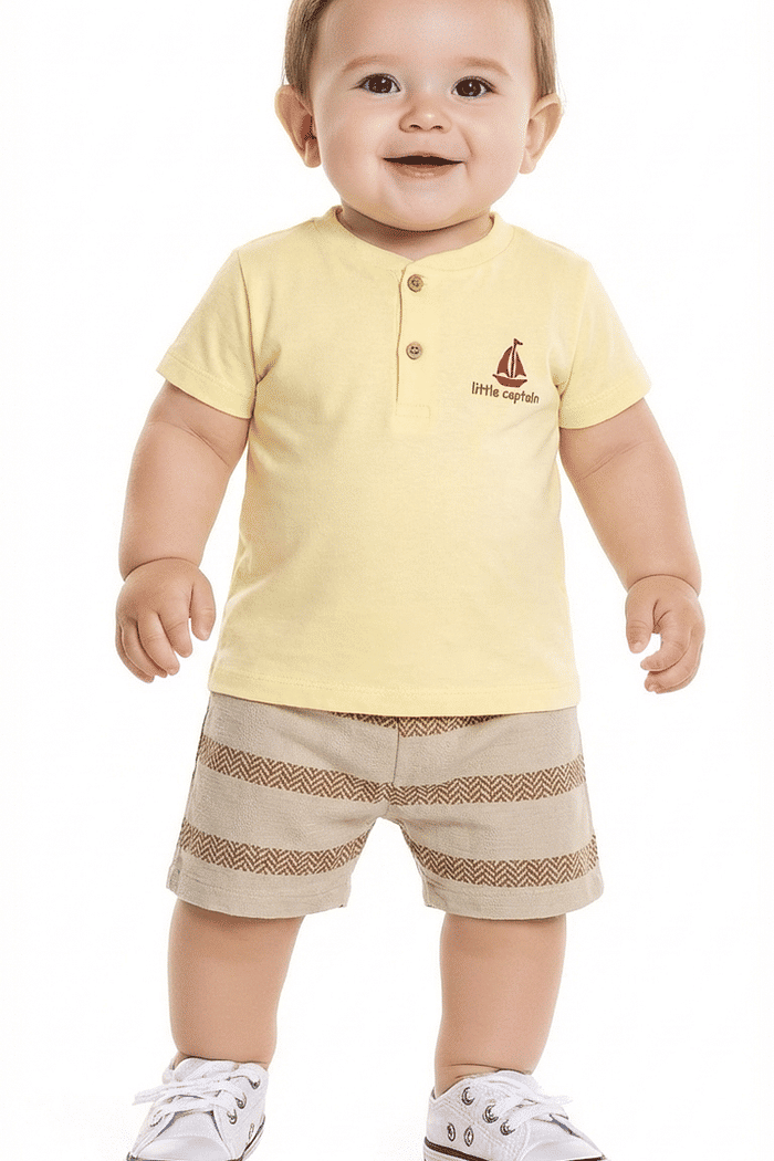 Conjunto camiseta meia malha e bermuda moletinho