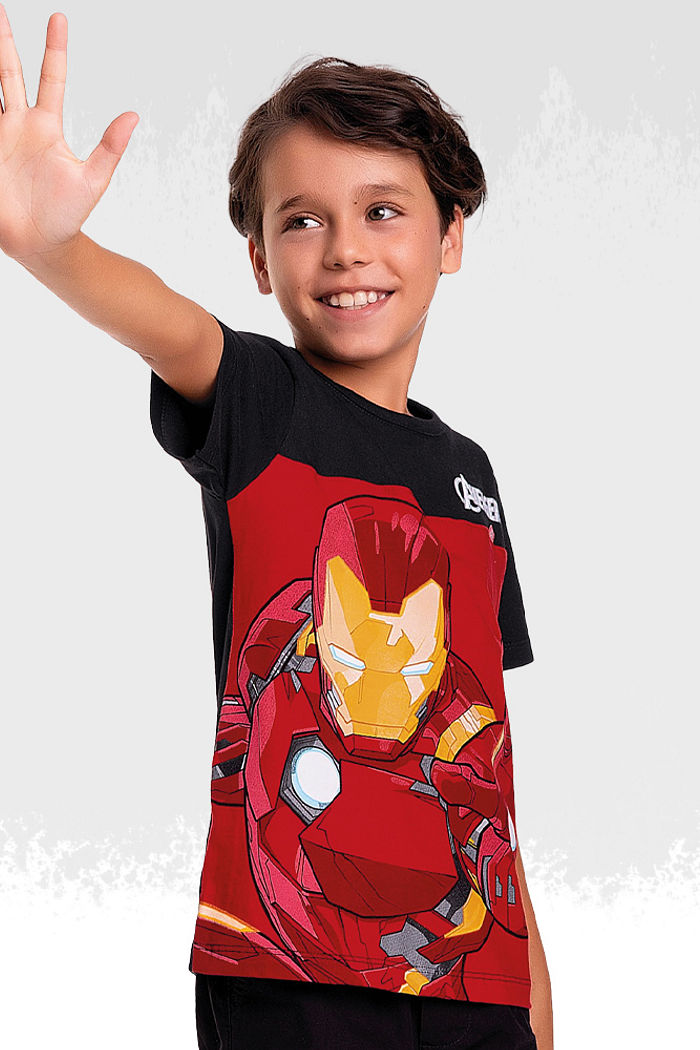 Camiseta em meia malha Vingadores