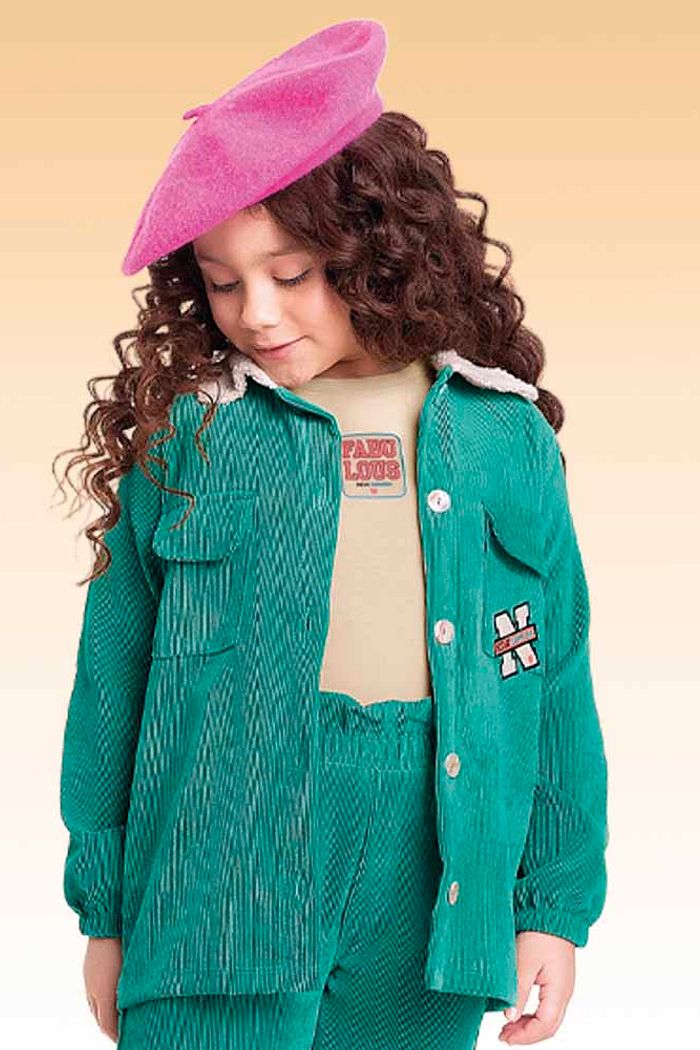 Casaco em veludo cotelê