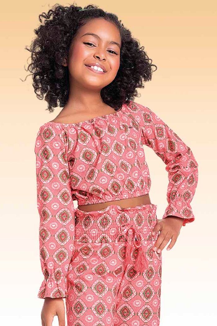 Blusa cropped manga longa em meia malha