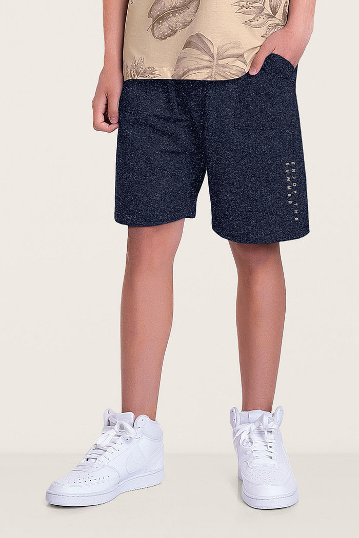 Bermuda em moletinho molinê com bordado e bolso