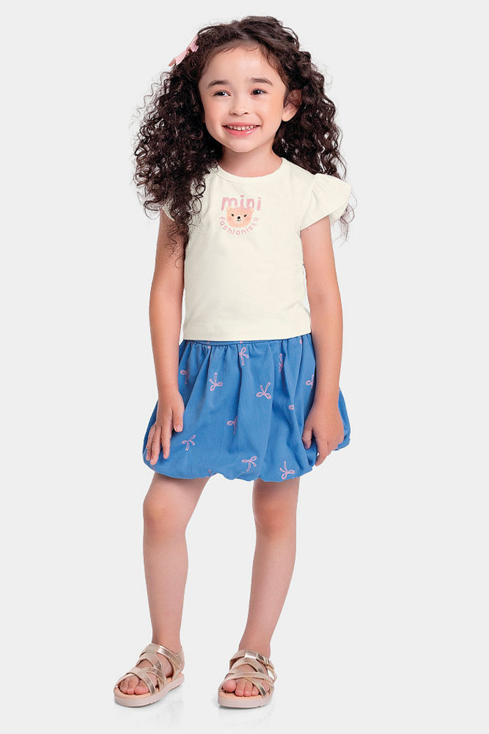 Conjunto blusa e short-saia balonê