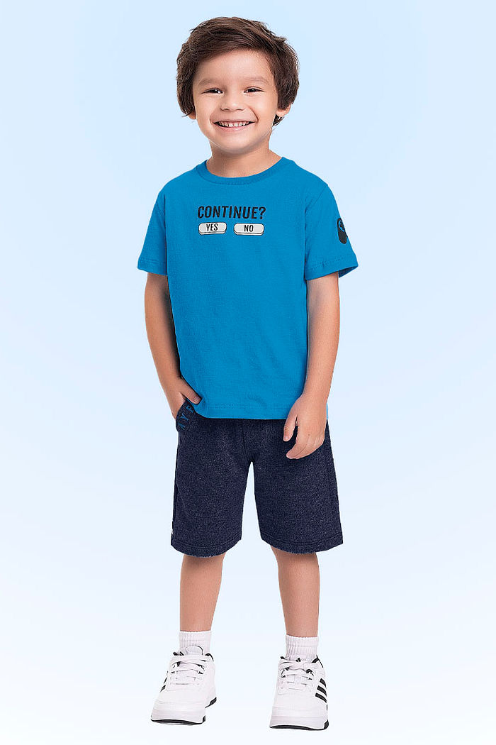 Conjunto camiseta em meia malha e bermuda em moletinho molinê