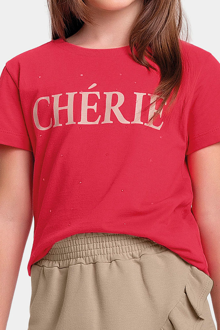 Conjunto blusa e short-saia estiloso