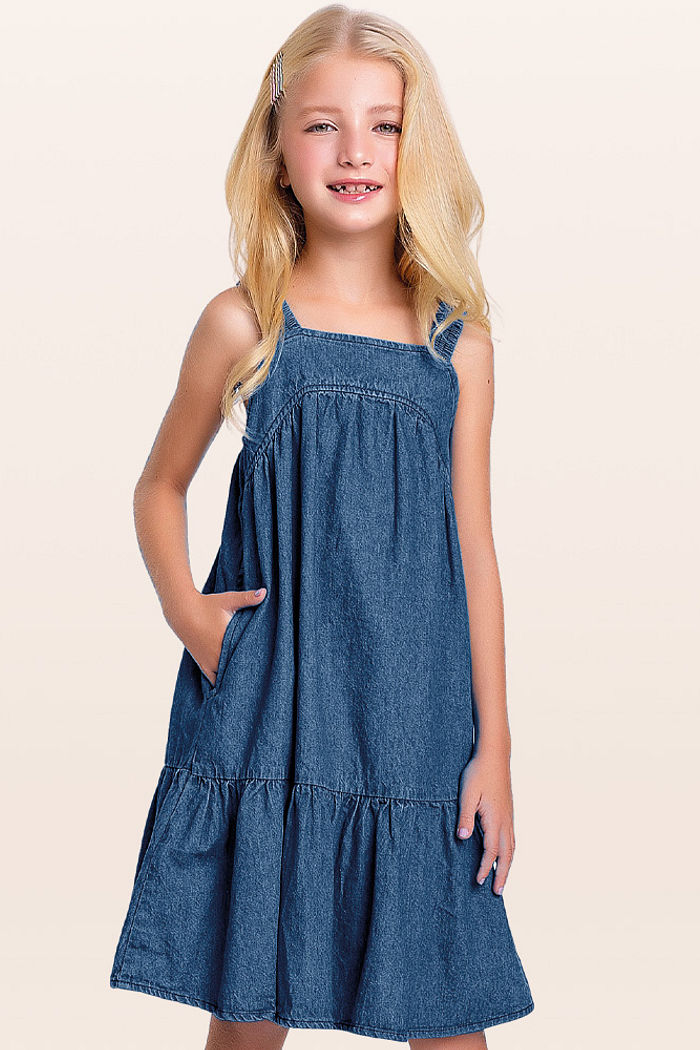 Vestido com bolso em jeans