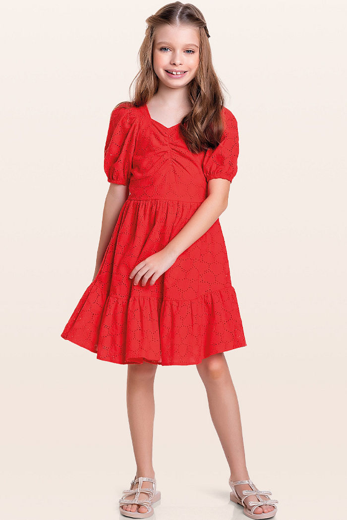 Vestido em laise coração