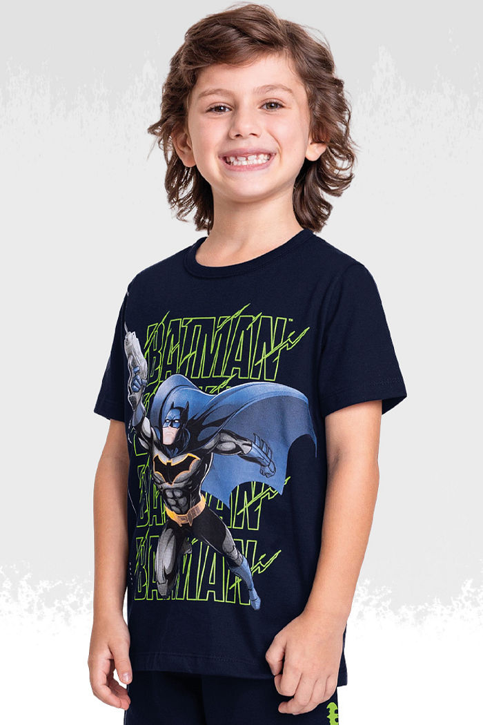 Conjunto camiseta em meia malha e bermuda batman