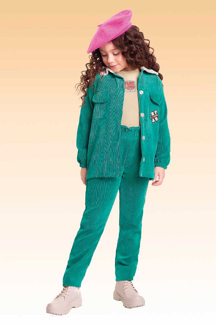 Casaco em veludo cotelê