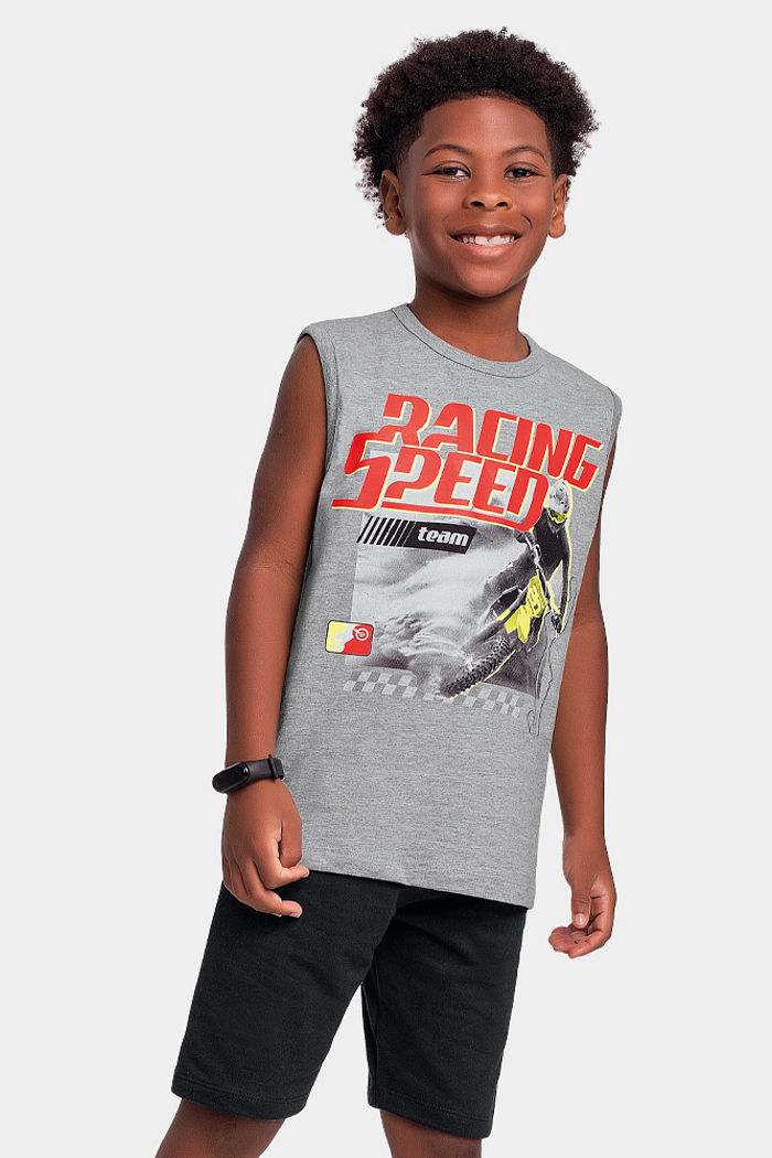 Conjunto regata com estampa de corrida e bermuda em moletinho