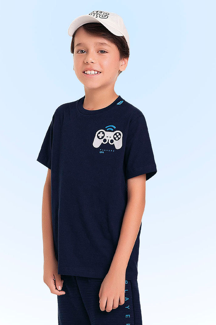 Conjunto camiseta em meia malha e bermuda em malha canelada