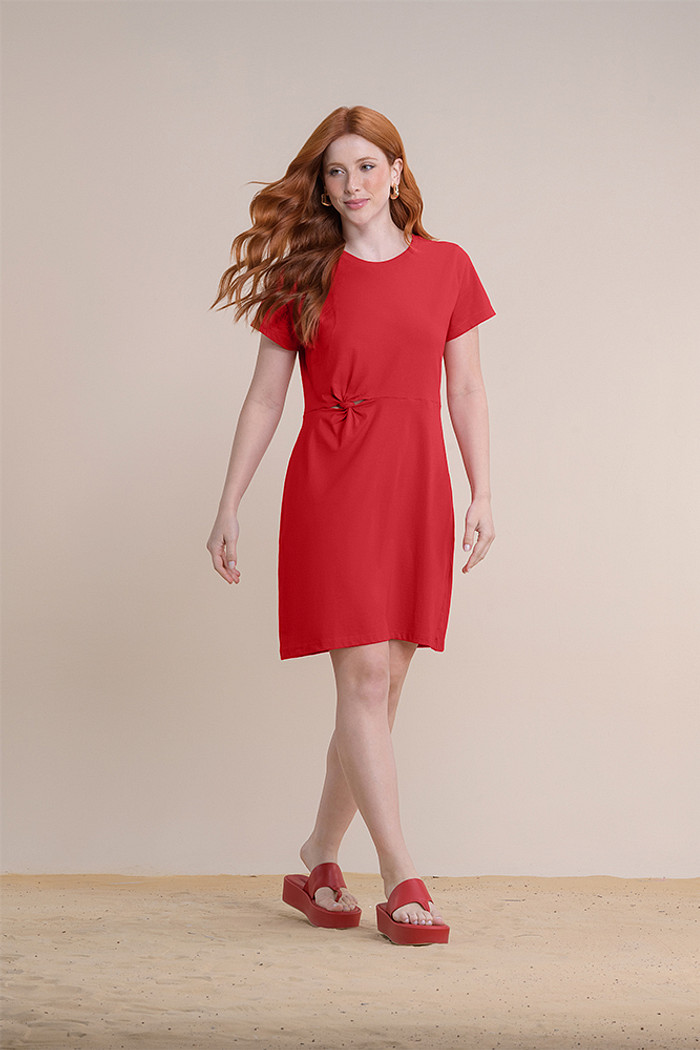 Vestido curto com detalhe nó na cintura