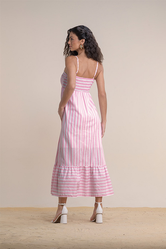 Vestido longo listrado com lastex nas costas
