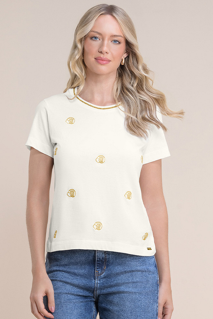 Blusa meia malha bordada com gola em retilínea