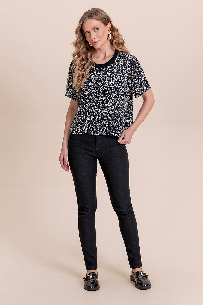 Blusa retilínea viscose estampada Angel