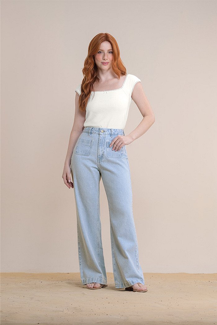 Calça marine com botão