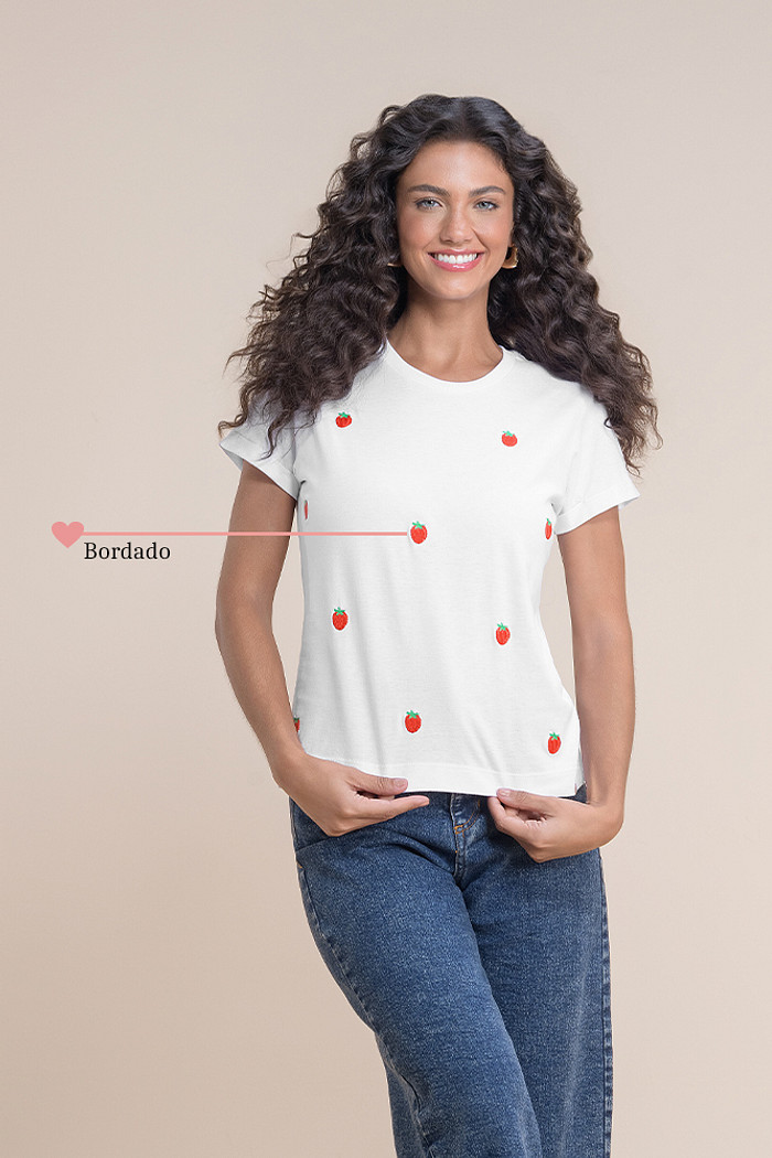 Blusa meia malha frutinhas bordadas