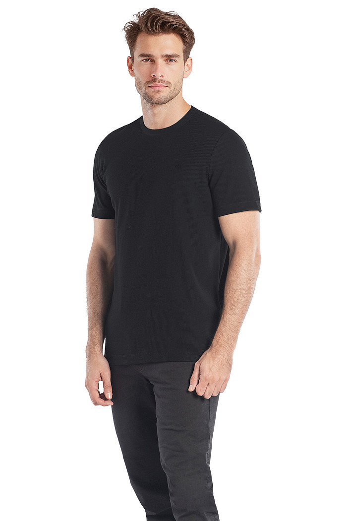 Camiseta comfort em meia malha waffle com abertura lateral Aurus