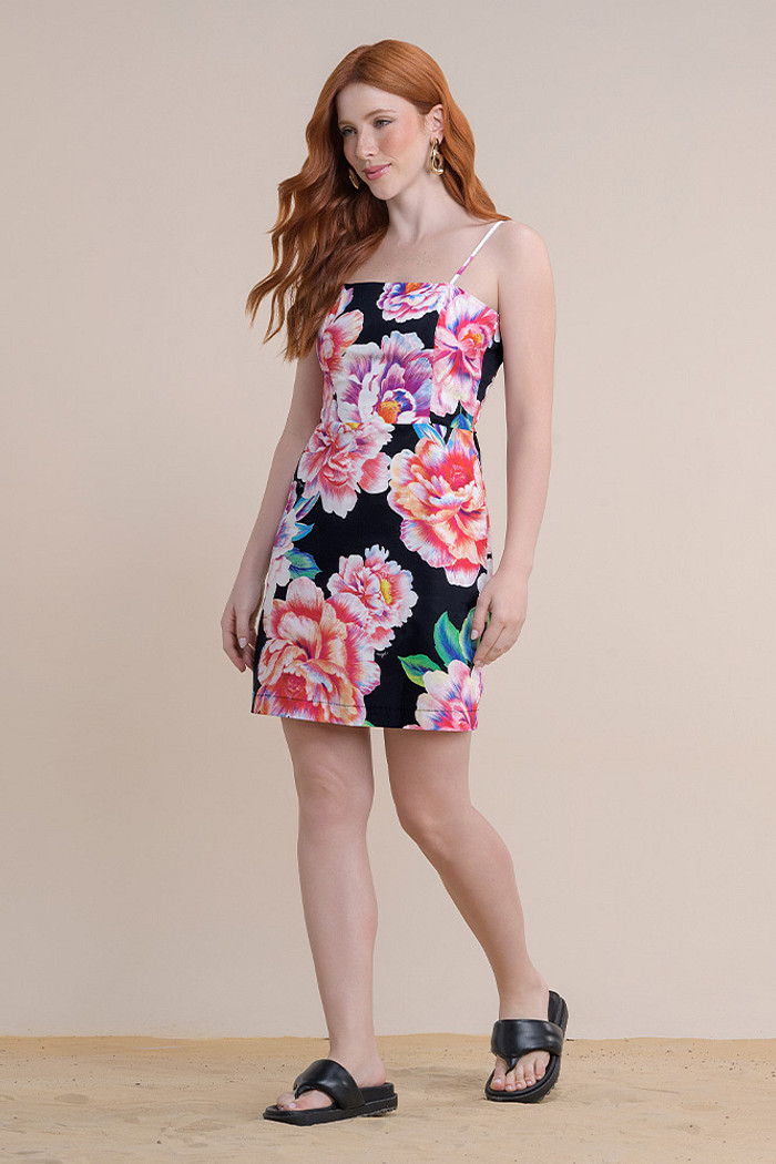 Vestido curto em tricoline com zíper invisível nas costas