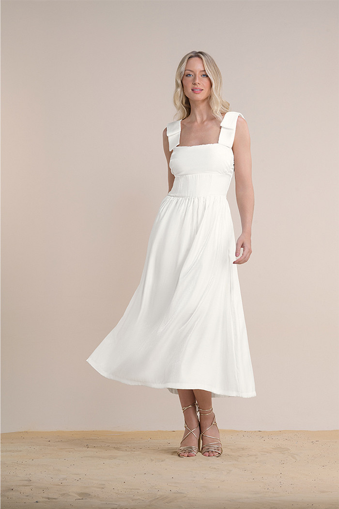 Vestido midi em alfaiataria com laço decorativo