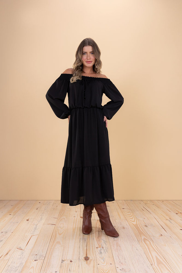 Vestido midi ombro a ombro em crepe