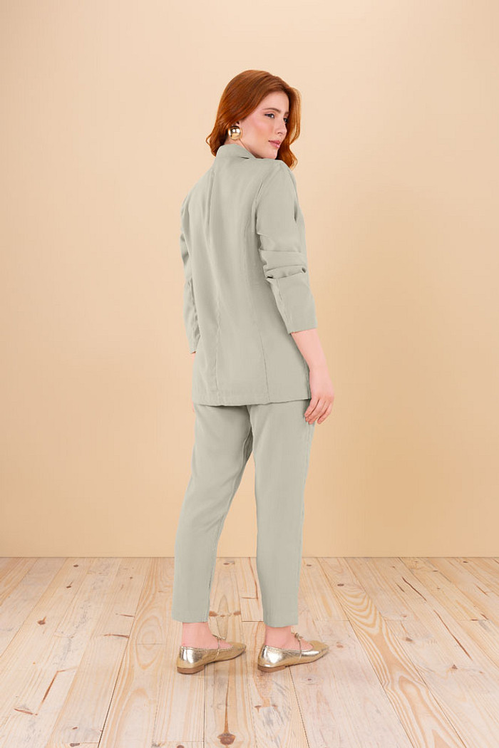 Calça em alfaiataria