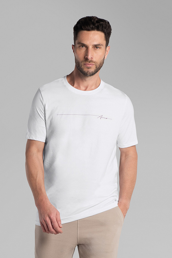 Camiseta em meia malha silk com relevo Aurus