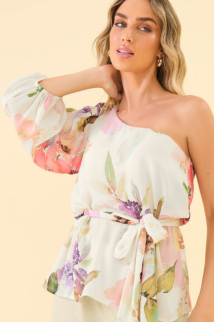 Blusa um ombro em crepe