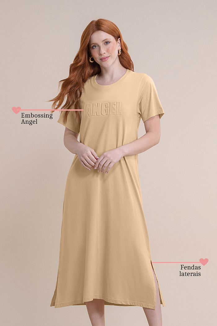 Vestido midi com fendas laterais