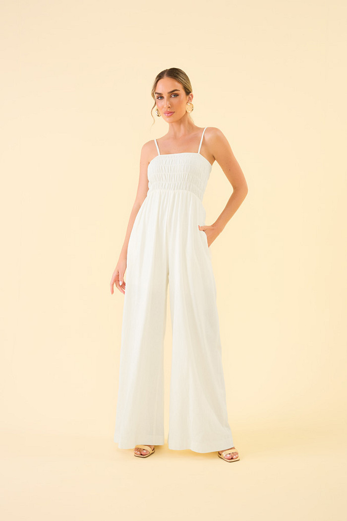 Macacão longo de alçinhas