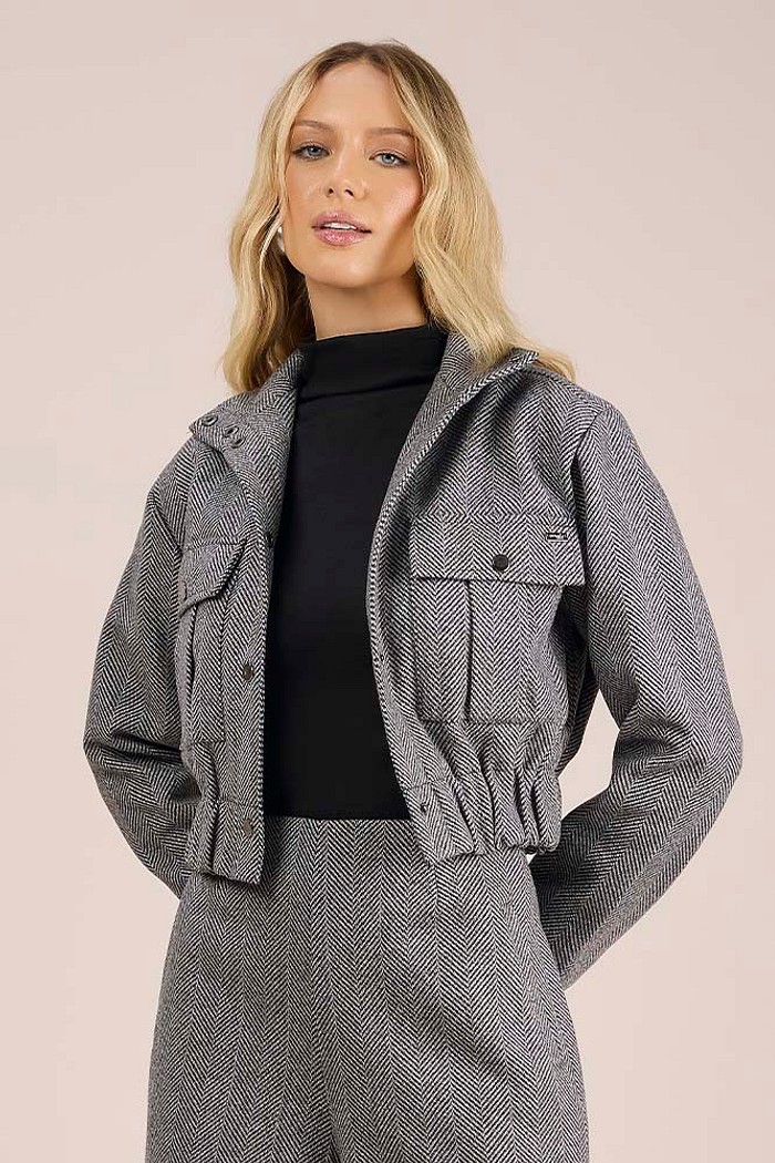 Casaco em tecido espinha de peixe