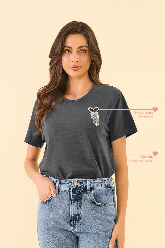 T-Shirt broche coração strass