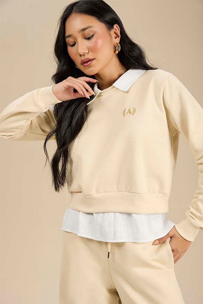 Blusão em moletom com detalhes em tecido