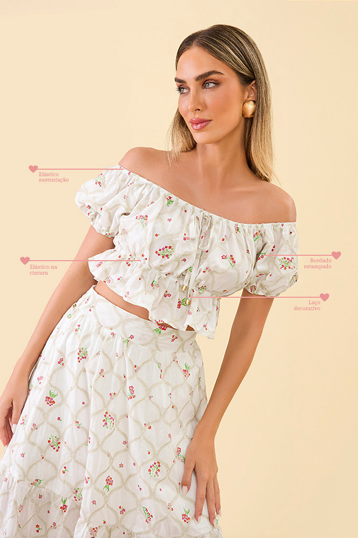 Blusa tecido bordado estampado