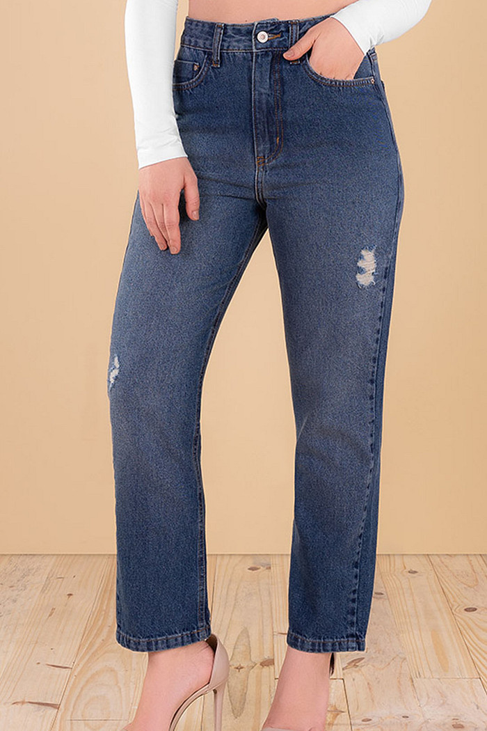 Calça mom dirty em jeans