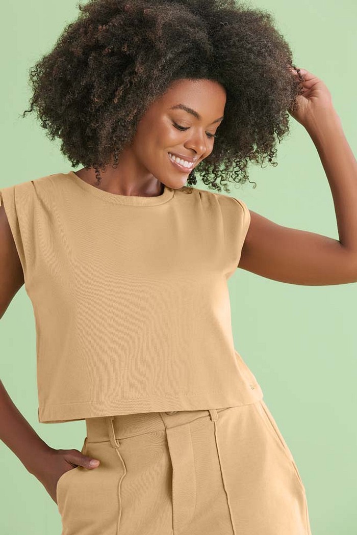 Blusa com pregas em malhão