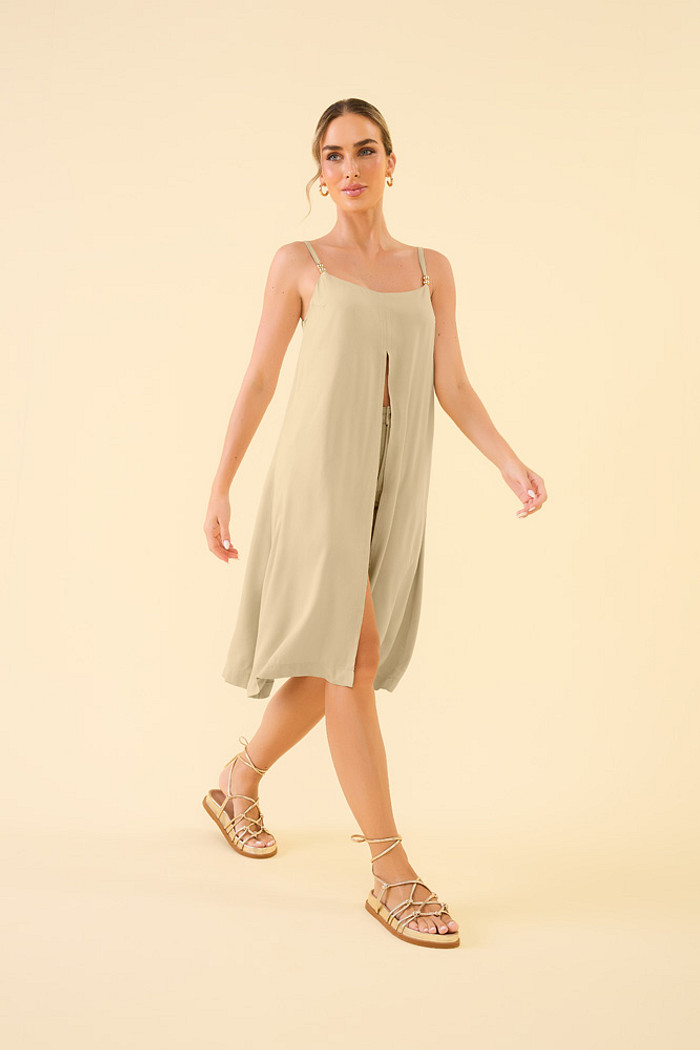 Blusa regata com fenda frintal em viscose