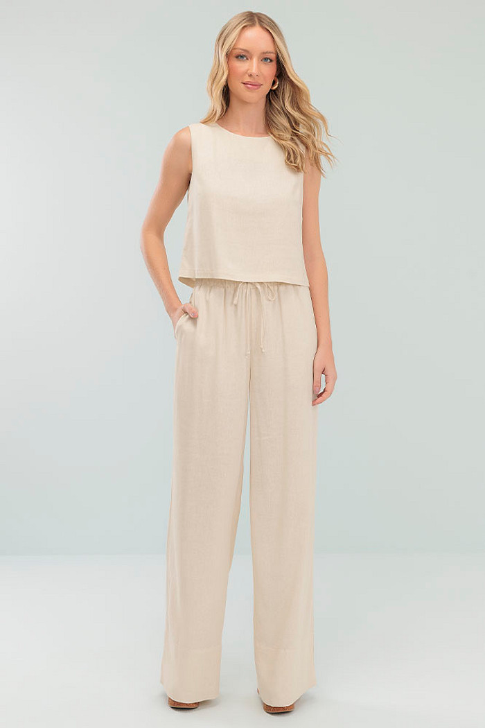 Calça de linho com bolso e elástico na cintura