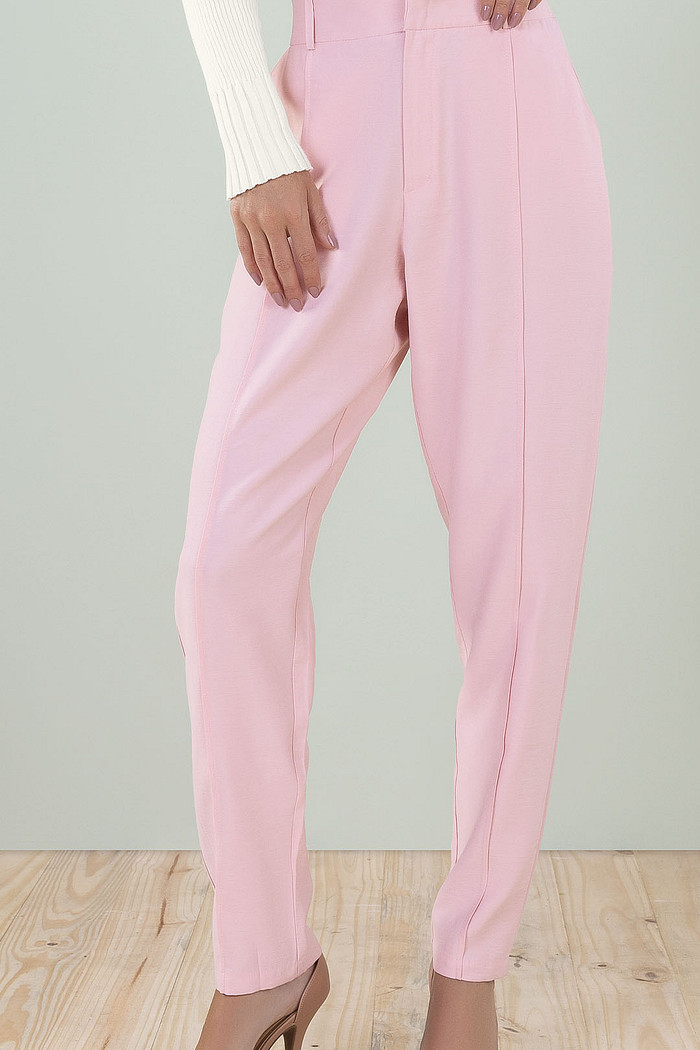 Calça clássica em alfaiataria