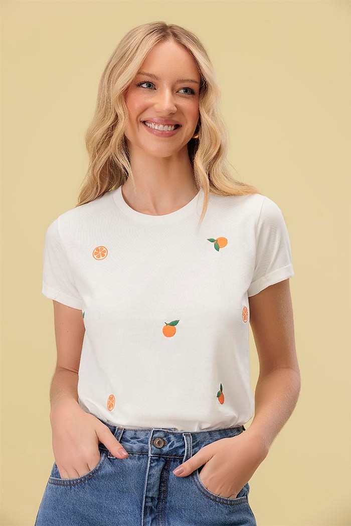 Blusa bordada em meia malha de algodão