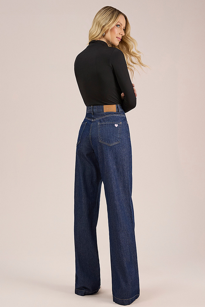 Calça wide leg em jeans