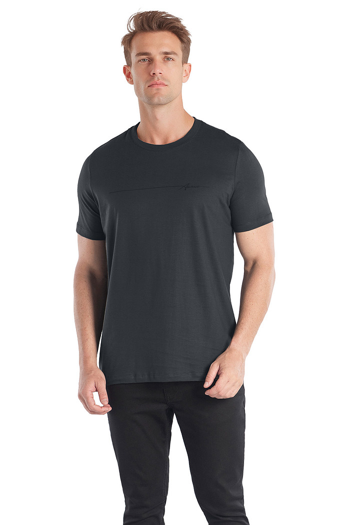 Camiseta em meia malha silk com relevo Aurus