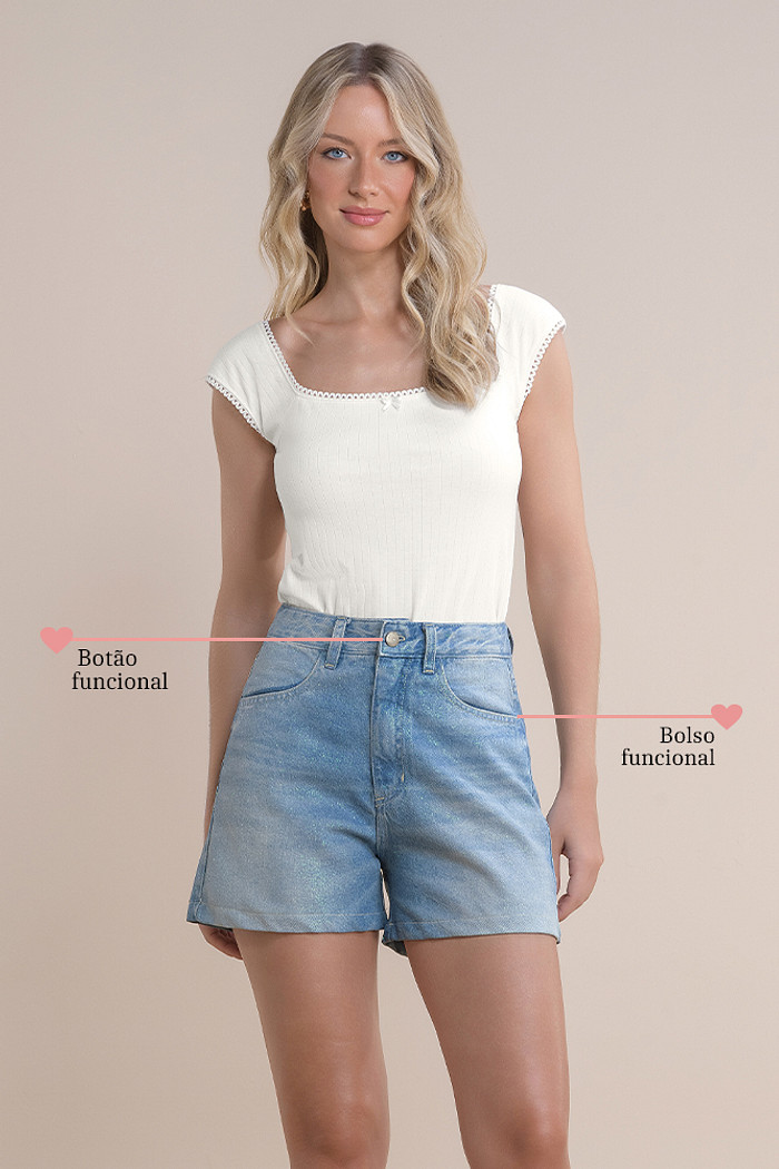 Shorts mom em jeans com brilho