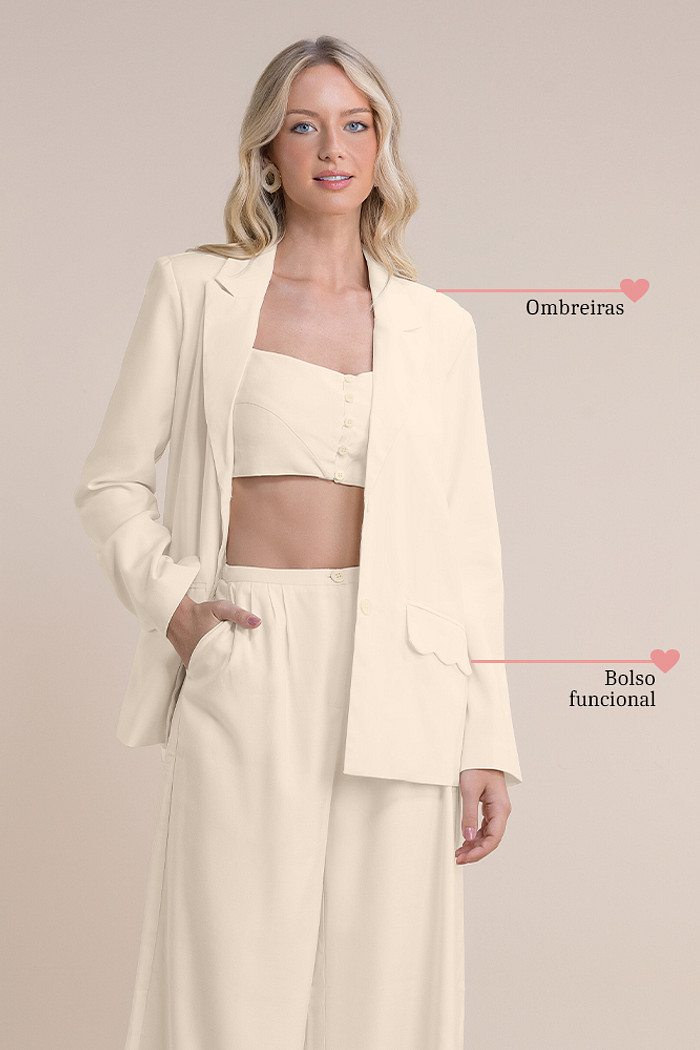 Blazer alfaiataria com ombreiras