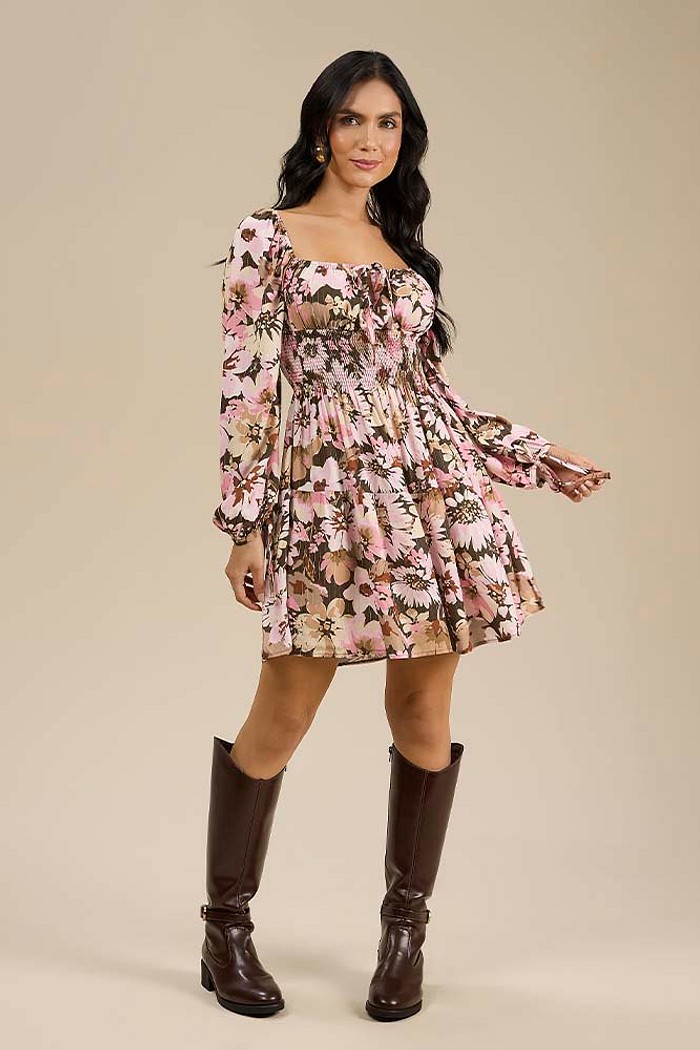 Vestido curto manga longa com lastex em viscose lurex