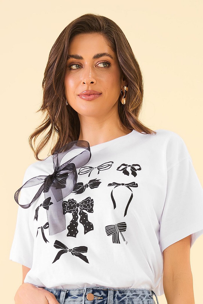 T-Shirt laços em meia malha