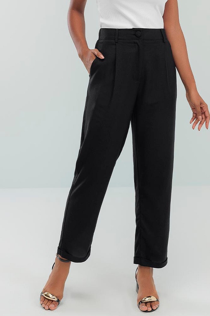 Calça de linho elástico nas costas com bolso e botões