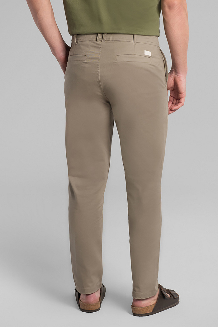 Calça chino em sarja Caribe light Aurus